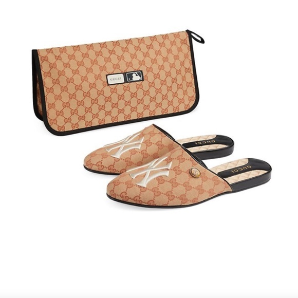 Gucci Original GG Slipper With NY Yankees™ Patch - Picture 1 of 7